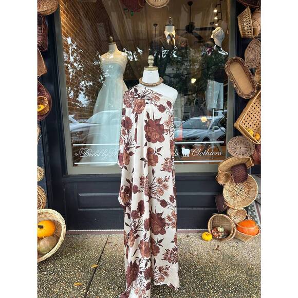 NEW OLIVACEOUS falling in love maxi dress in multi - Picture 8 of 8